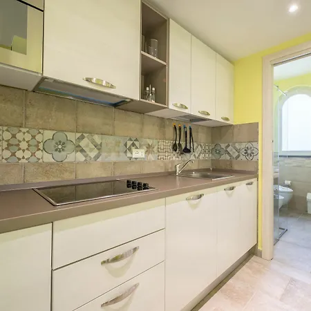 Apartment Mami Luroviga *