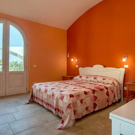 Apartment Mami Luroviga *